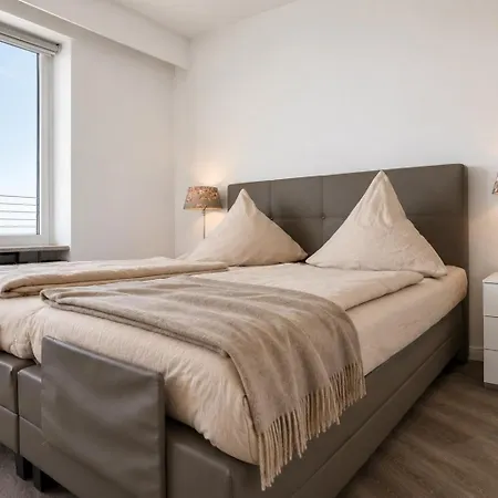 Penthouse Duhner *